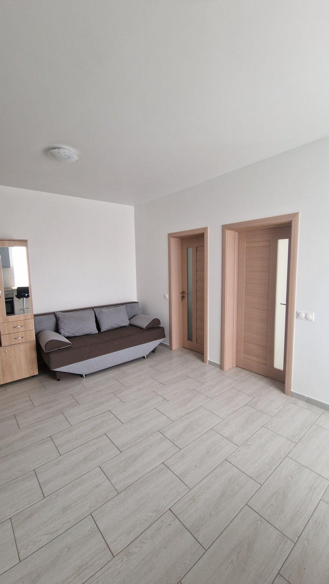 Închiriez apartament cu 3 camere Baia Mare - imagine 1