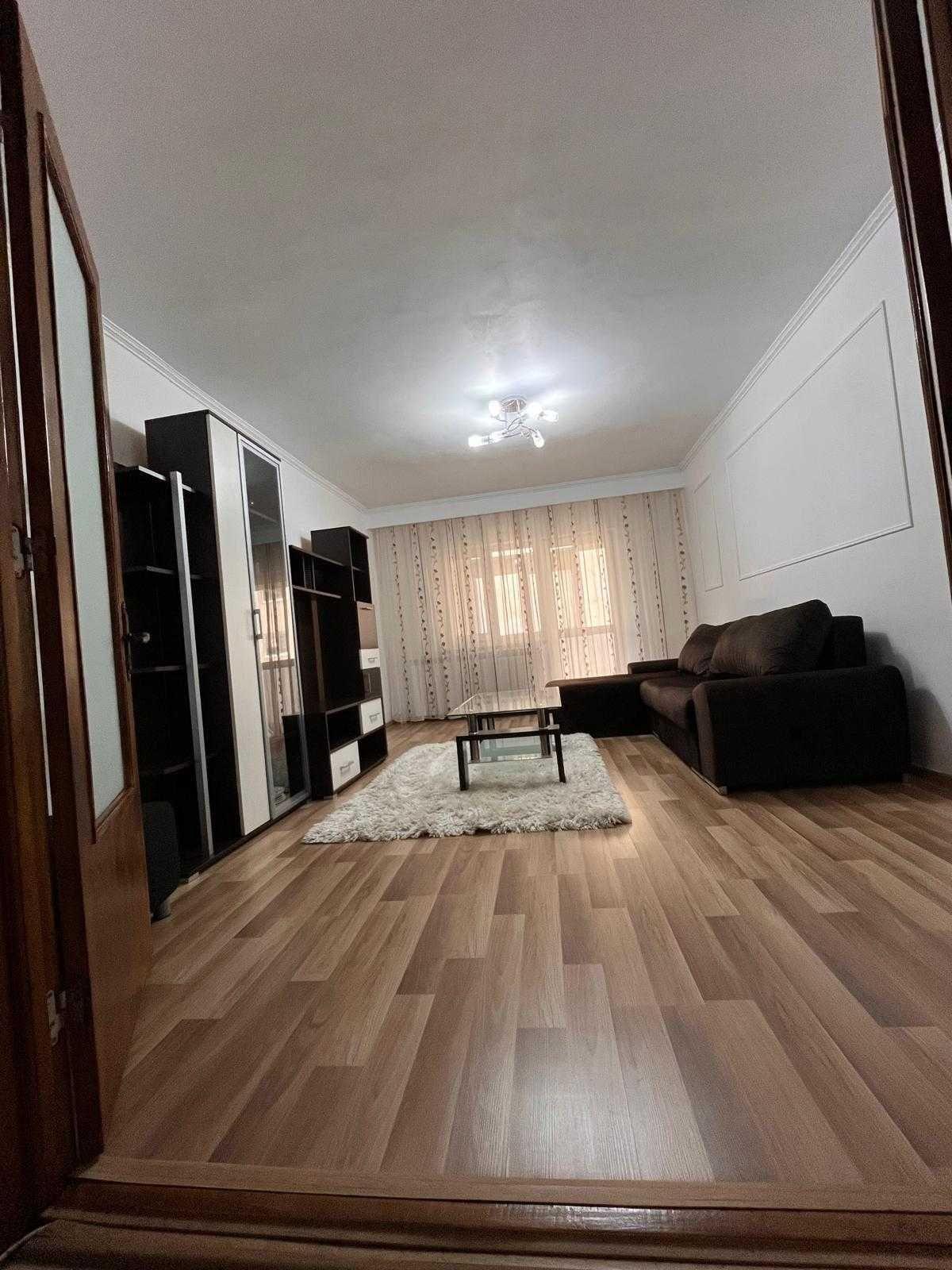 Apartament de inchiriat