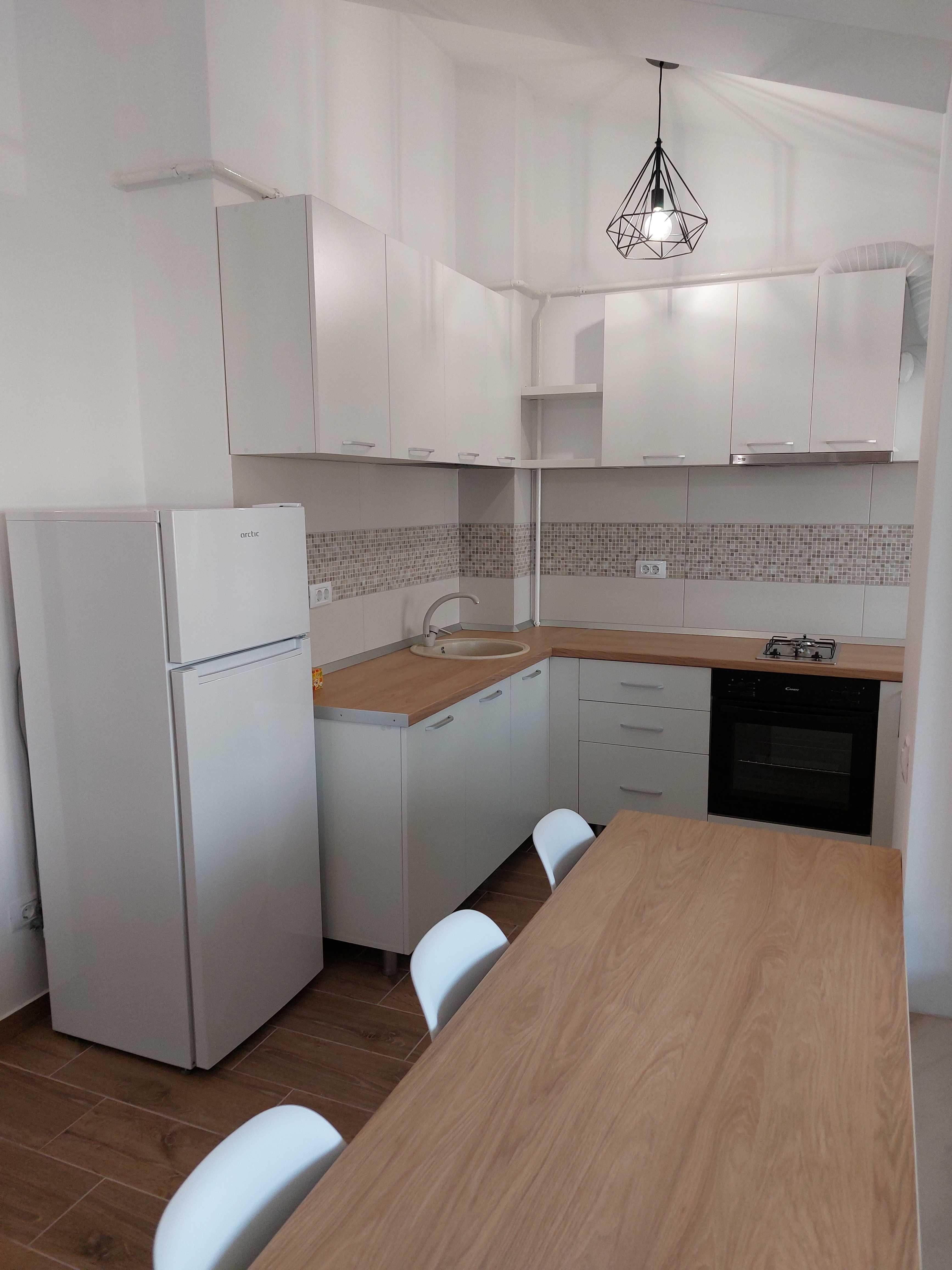 Apart doua camera, cartier Fiald Iasi, str. Dealul Zorilor
