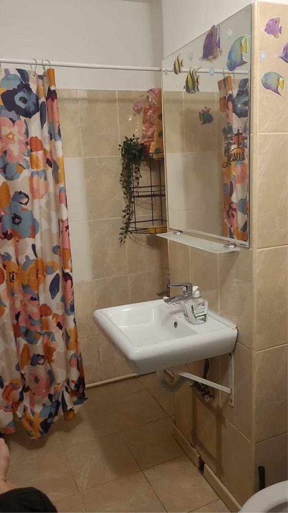Se inchiriaza apartament 2 camere decomandat Bd ul Independentei!