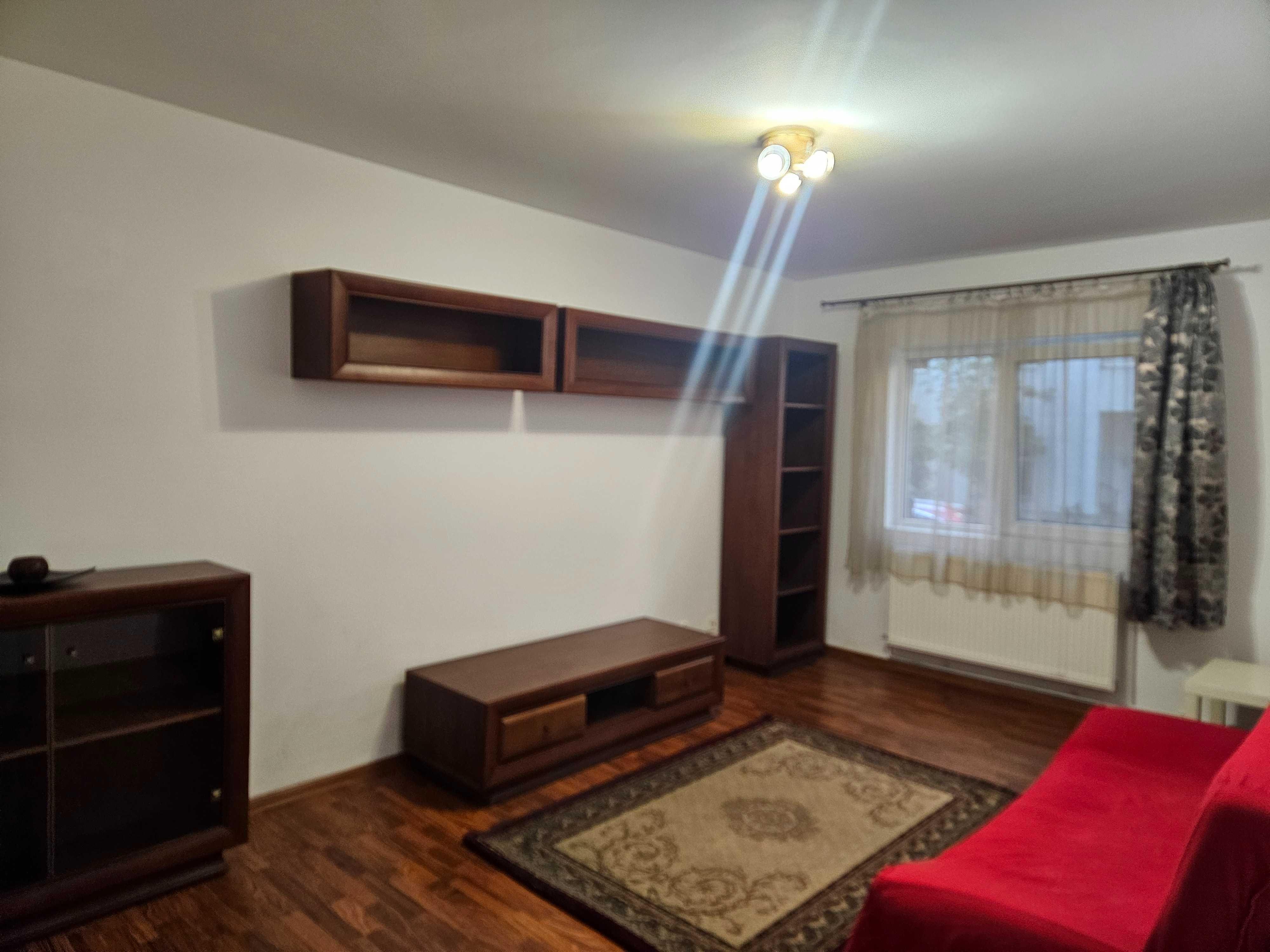 Apartment 2 camere decomandat parter Nicolina 1