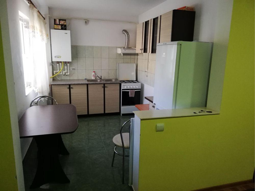 Apartament 2 camere + loc parcare- PF