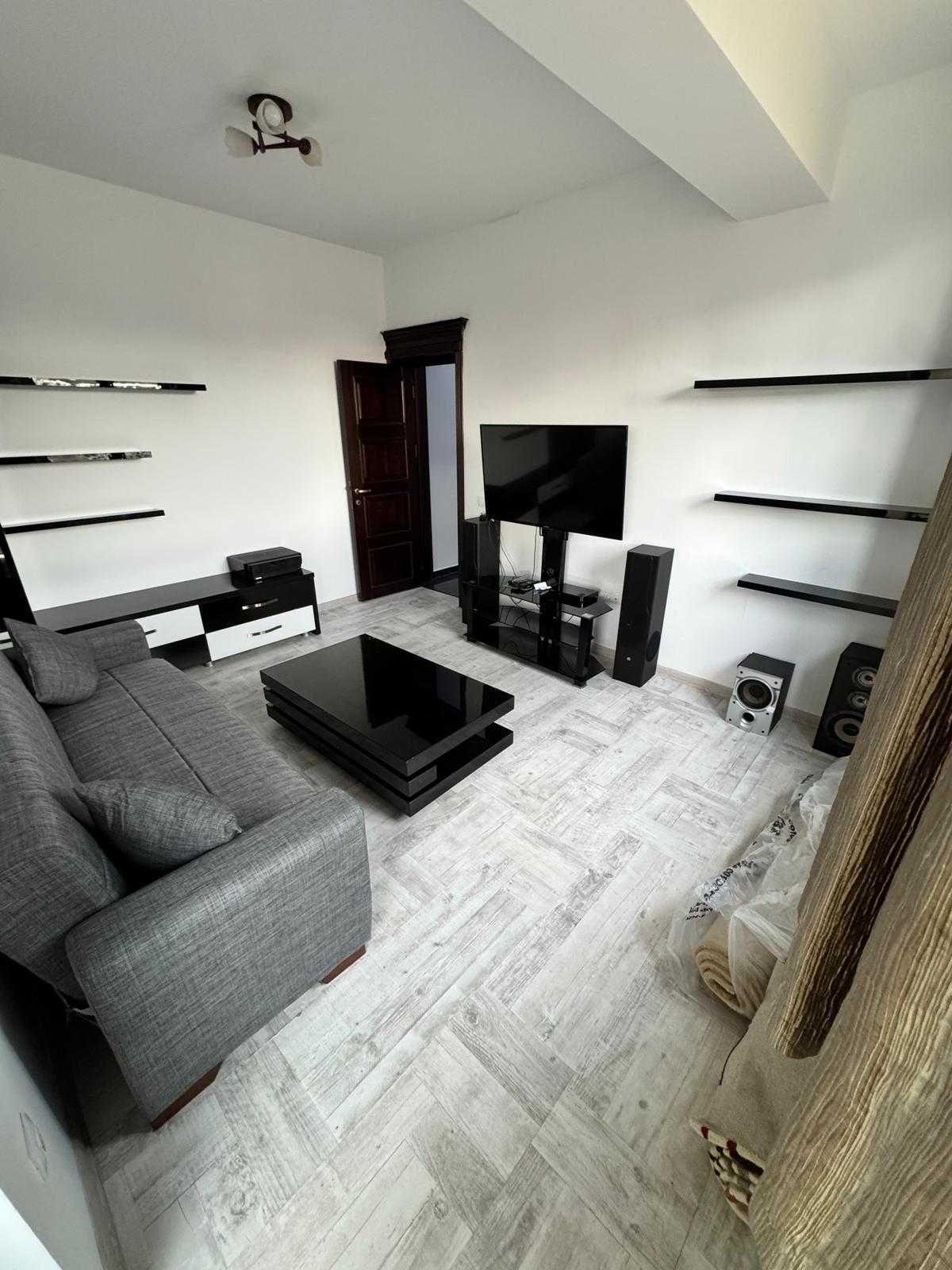 Inchiriez apartament decomandat 3 cam. Moara de Vant
