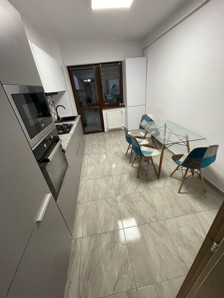 Inchiriez apartament 3 camere,Bucium Comfort,str 3 Fantani