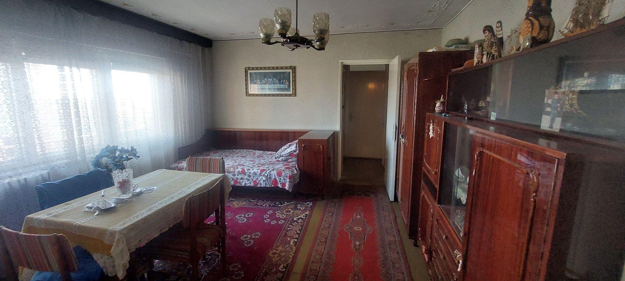 Vând apartament 2 camere 56mp utili