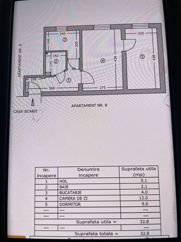 Vand apartament 2 camere