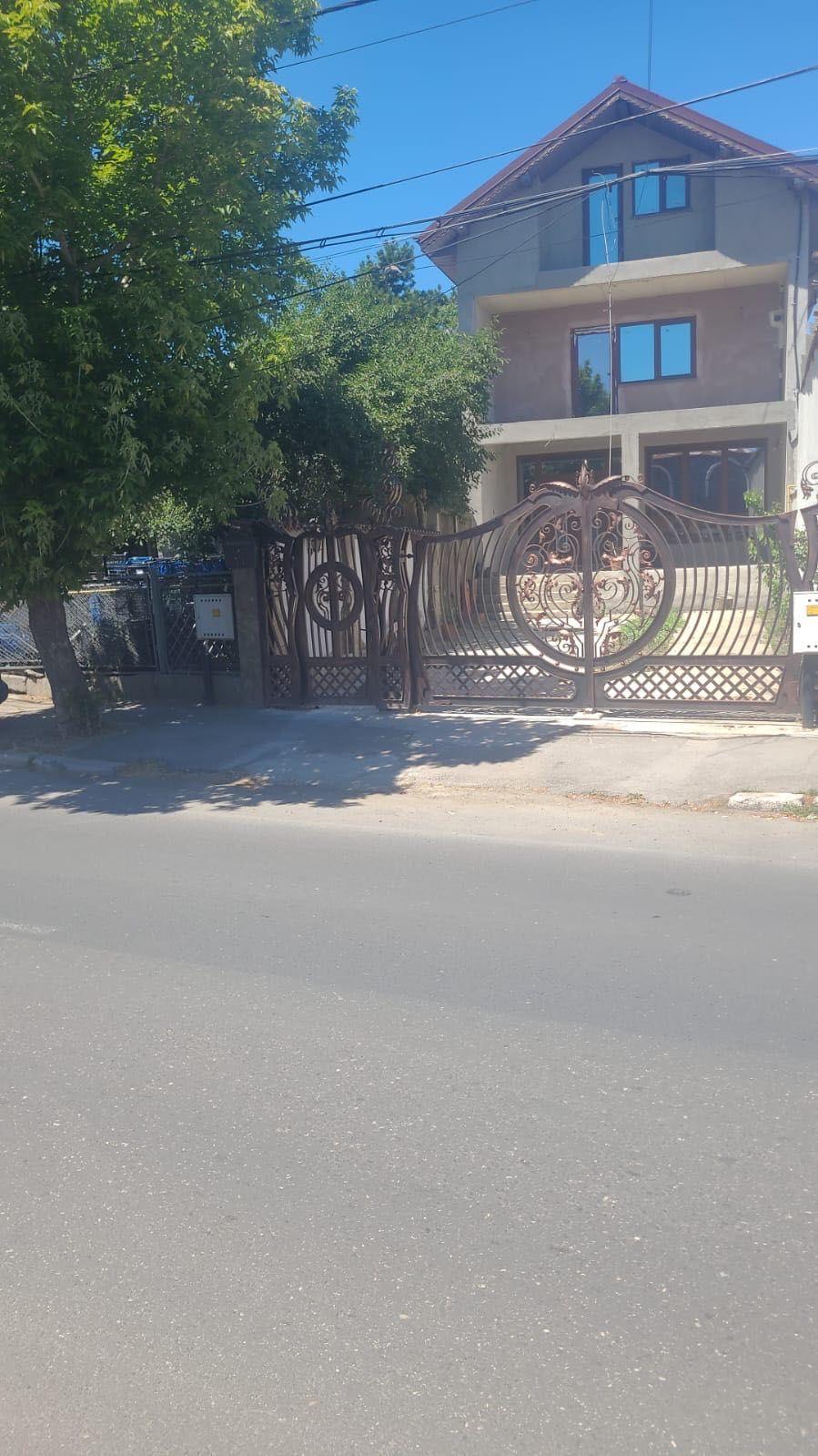 Vând sau schimb casă în Buzău