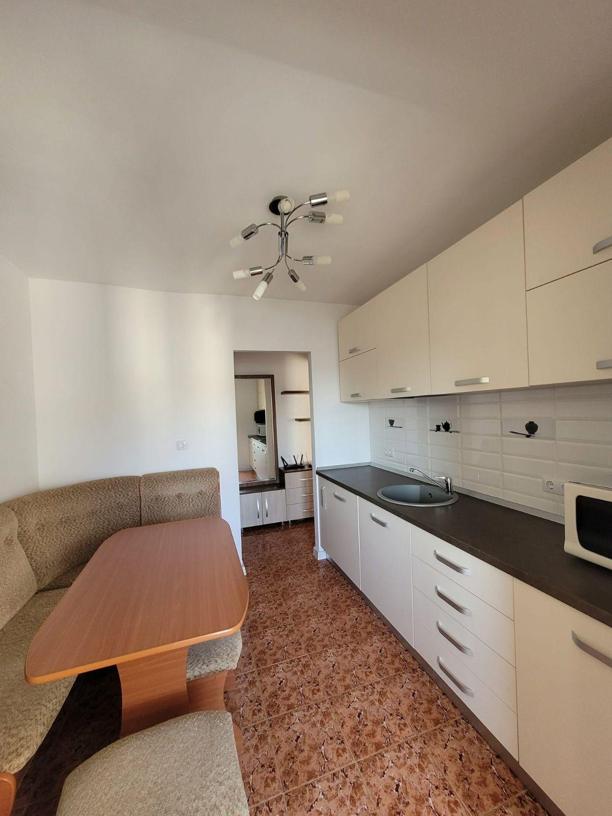 Apartament cu 2 camere, spațios și luminos, într-o zonă liniștită, aproape de parc și pădure