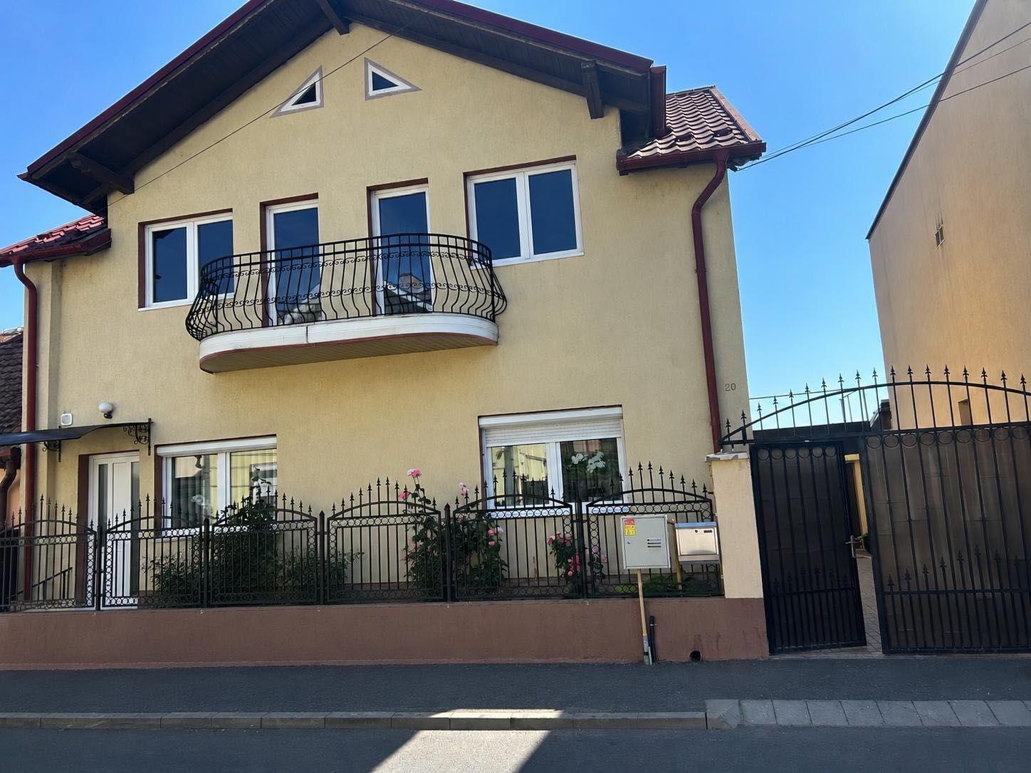 Casā in Sibiu zona Resita - imagine 1
