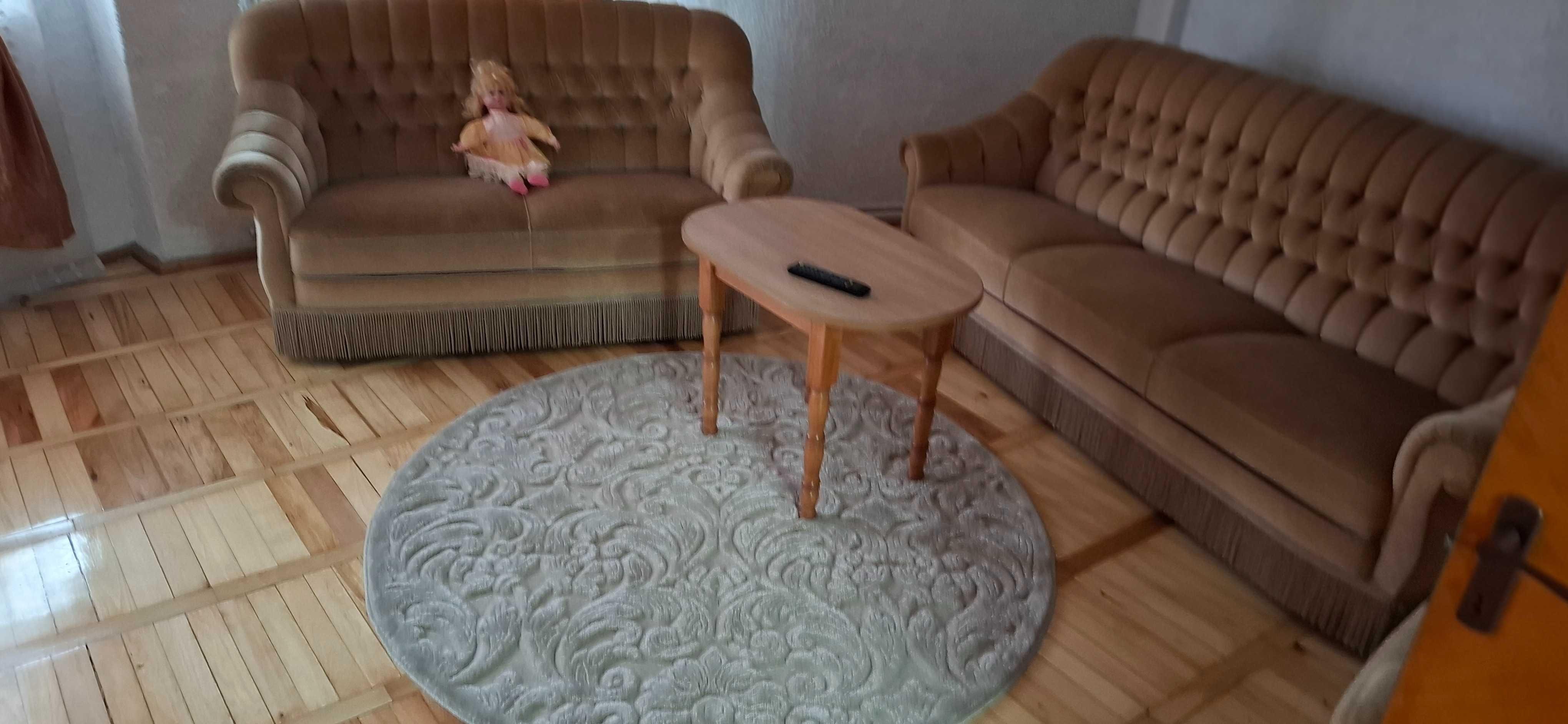 Inchiriez apartament 3 camere, Radauti, zona ultracentrala - imagine 1