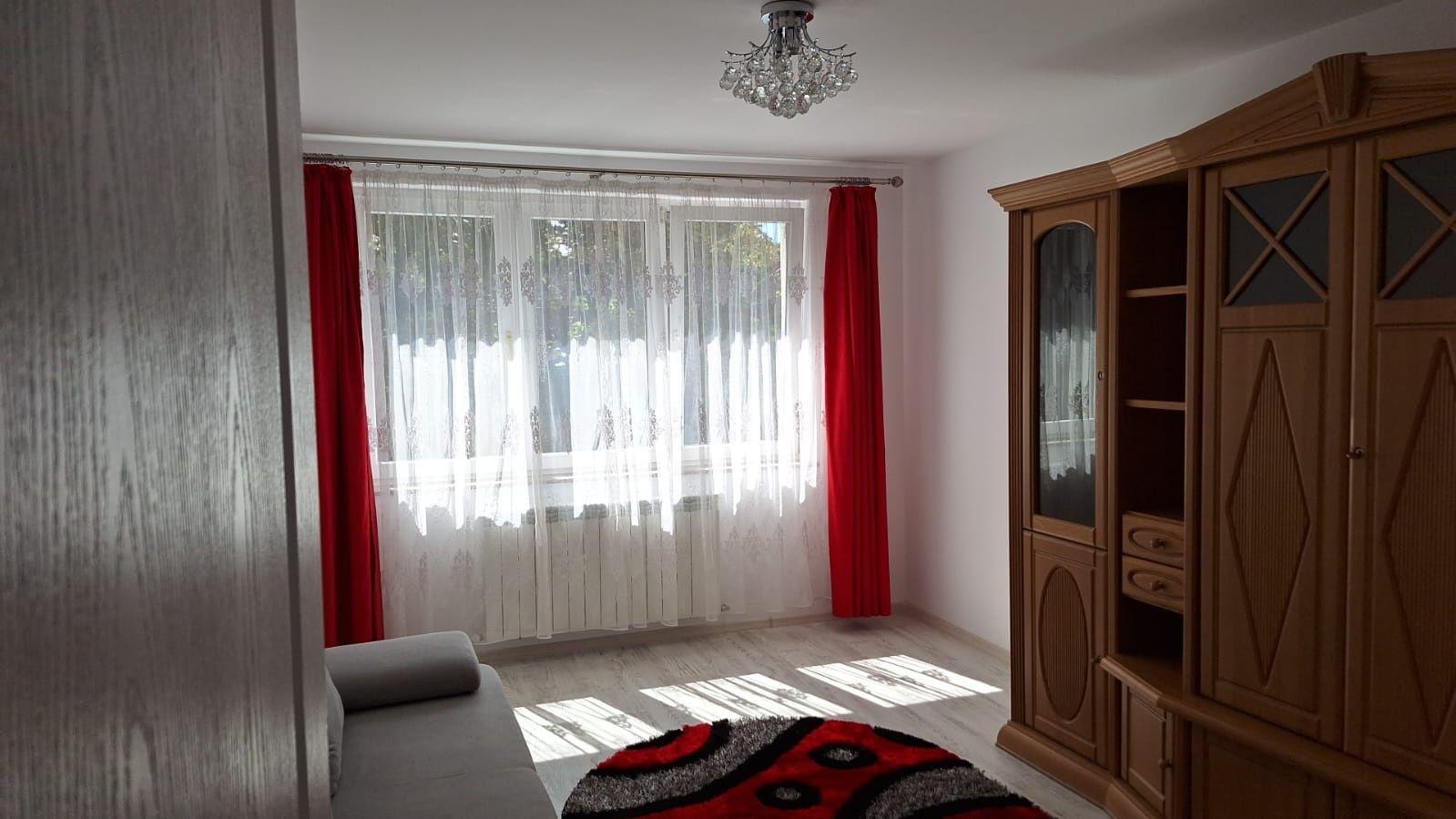 Se închiriază apartament - imagine 1