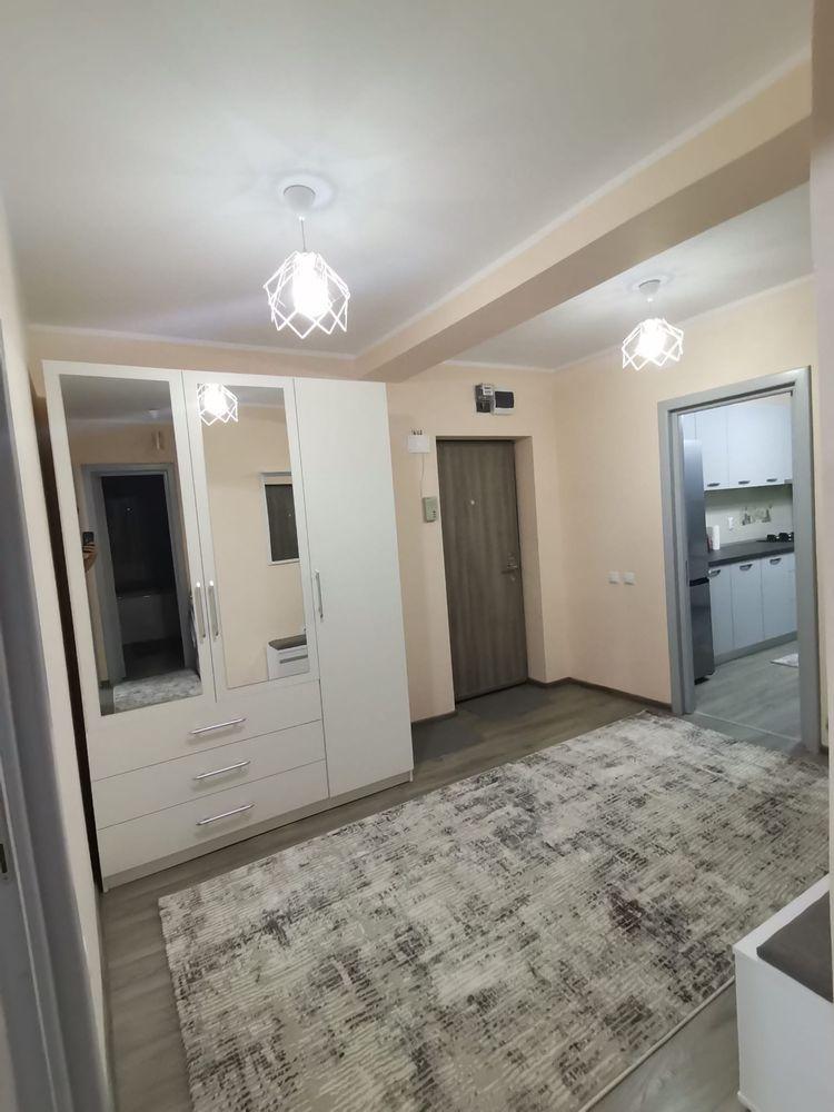 Închiriez apartament cu 3 camere Bulevardul Mihai Eminescu-blocurile tip vilă - imagine 1