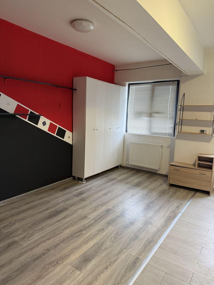 Inchiriere apartament 2 camere parter,,loc parcare inclus - imagine 1