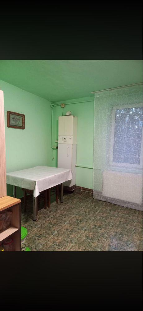 Apartament de vânzare - imagine 1