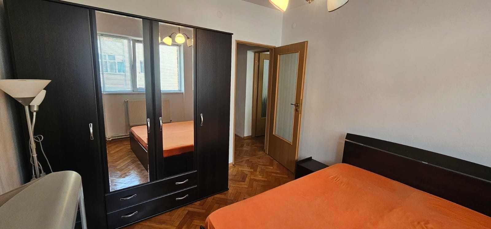 Apartament 3 camere, decomandat, 70 mp, zona Nicolae Balcescu - imagine 1