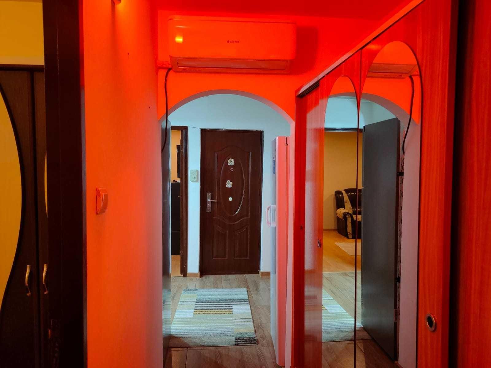Apartament 3 camere Piata Mica - imagine 1