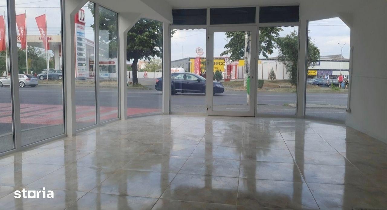 Inchiriez Spații Comerciale in zona centrala - 35 mp, 50 mp sau 70 mp
