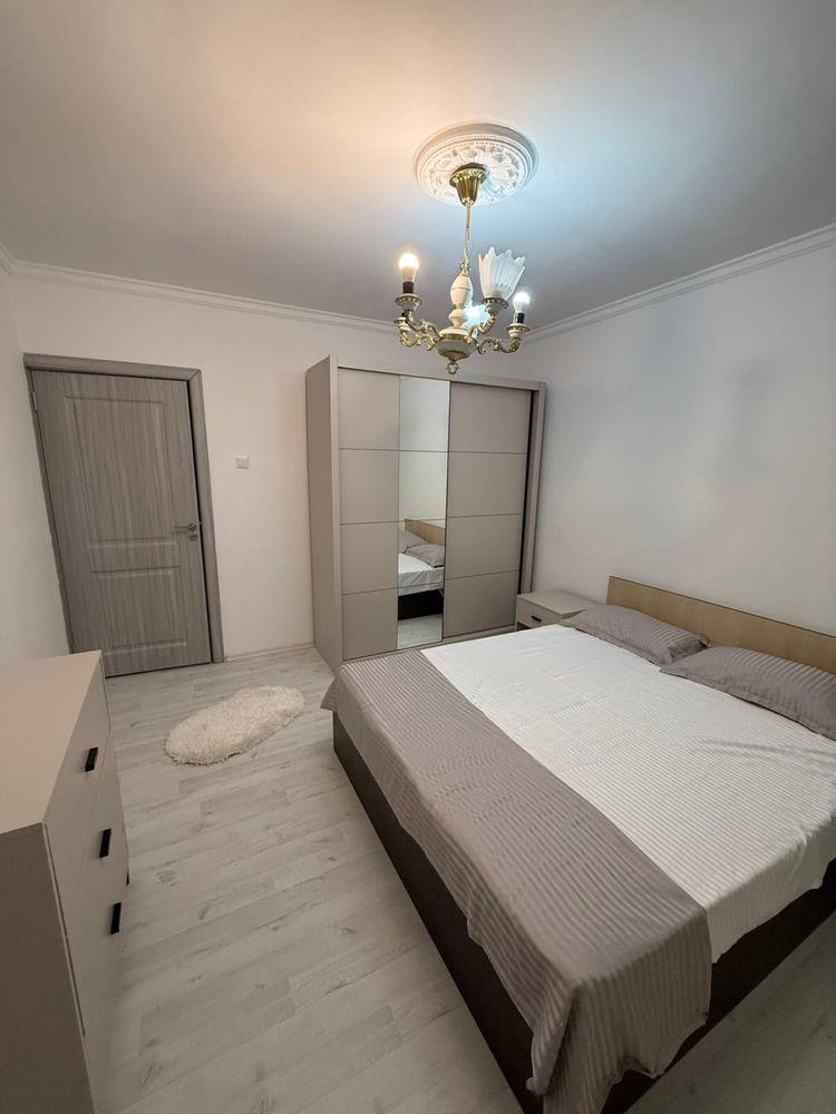Inchiriez apartament cu 3 camere stadionul faru