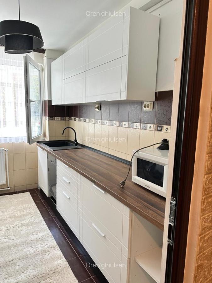 INCHIRIERE APARTAMENT 3 CAMERE