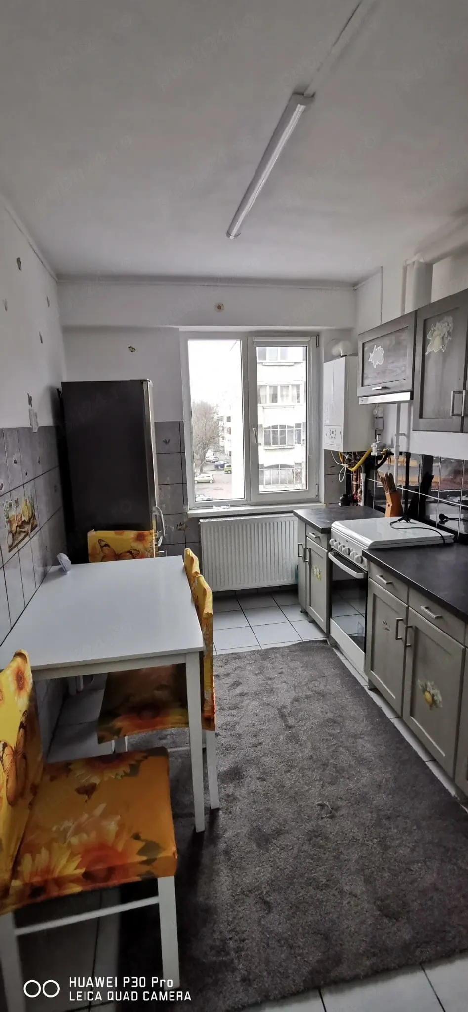 De închiriat apartament cu 3 camere in Tudor - imagine 1