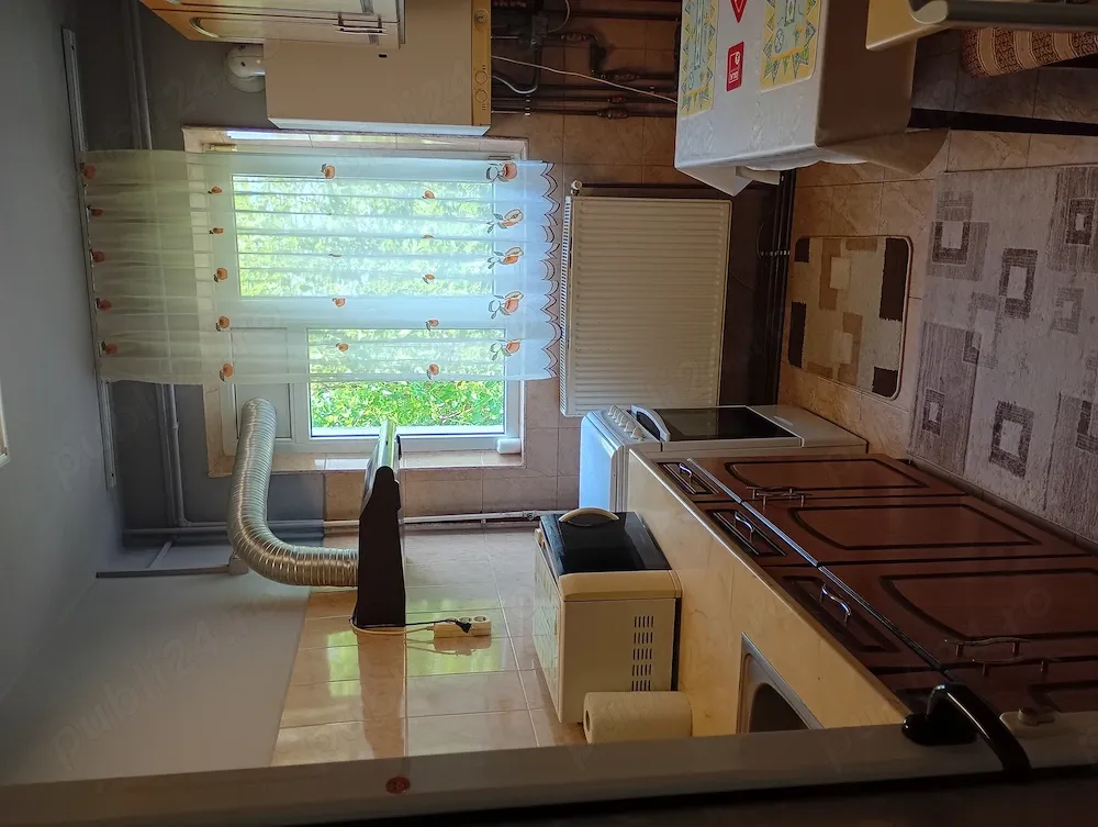 Închiriez apartament 2 camere