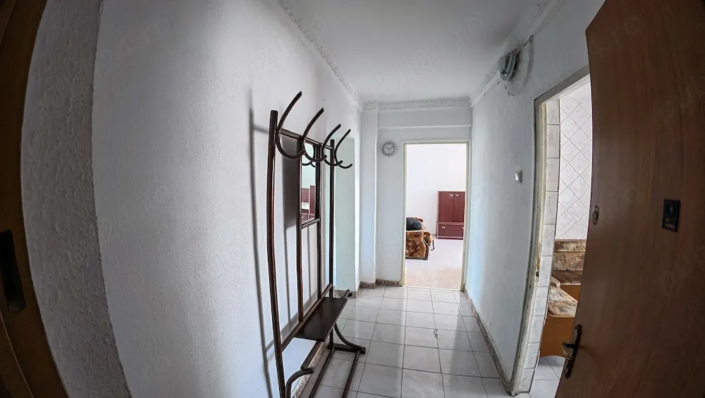 Apartament de vânzare - imagine 1