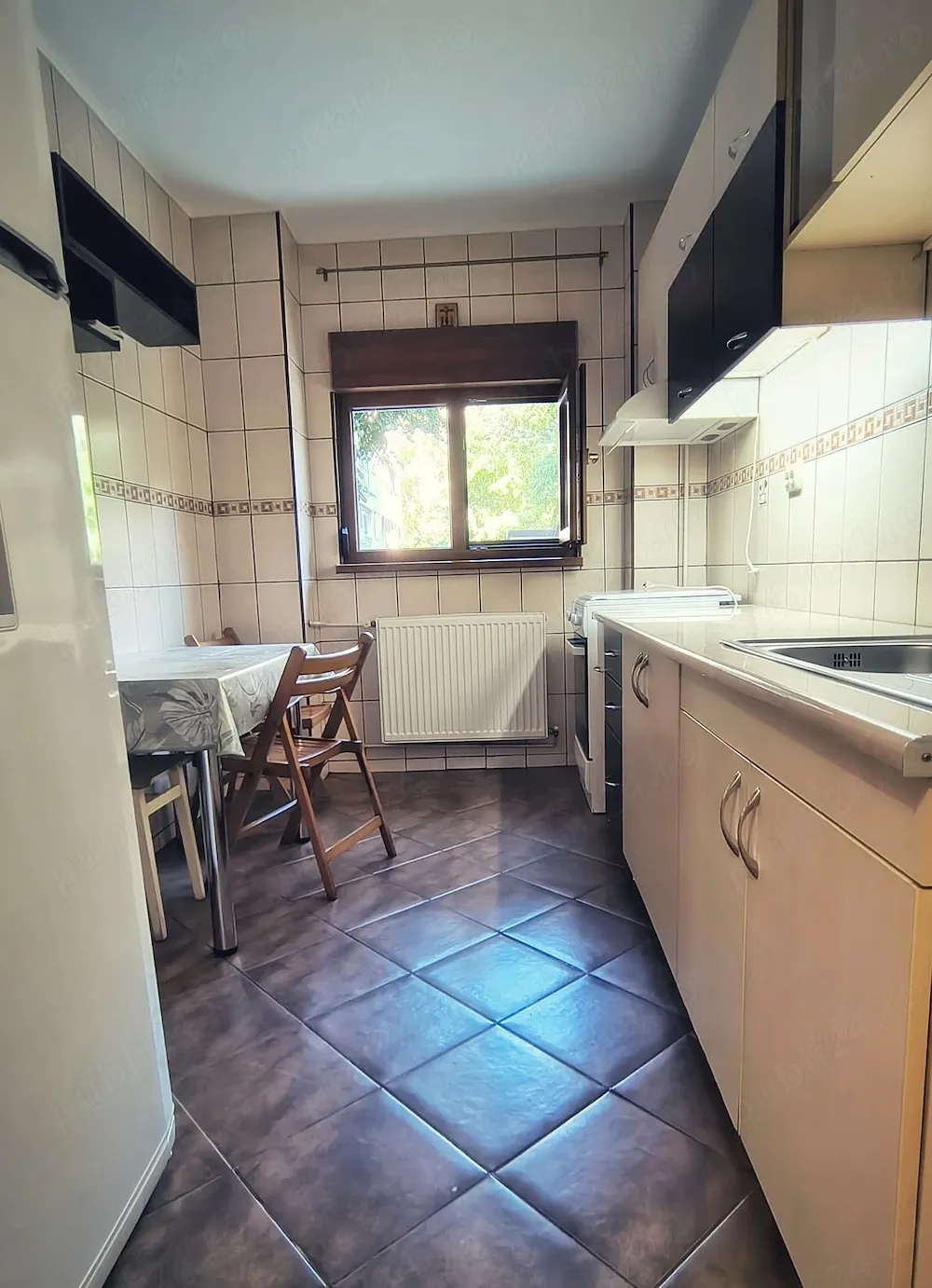 Inchiriez apartament 2 camere P-ta Delfinului Mega Mall