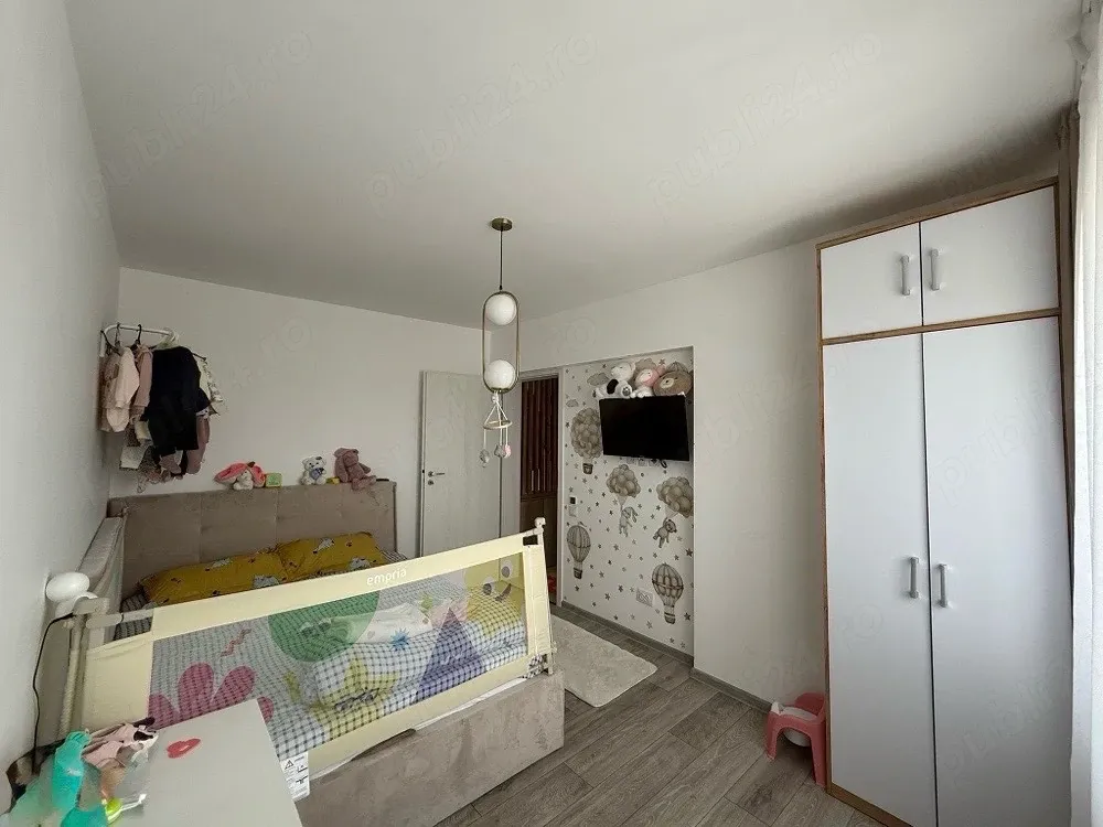 Apartament 3 camere - Aparatorii Patriei