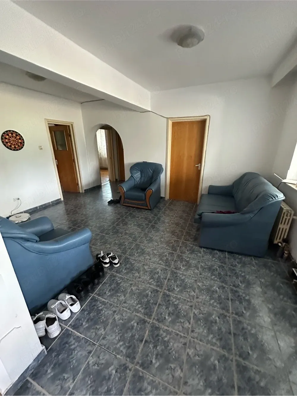 Apartament spațios de vânzare 125 mp Parter Zona Craiovei, lângă Școala Nr. 11