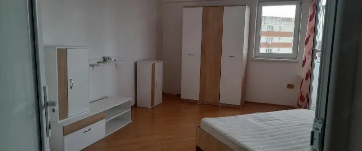 Apartament cu o cameră de vânzare -direct de la proprietar str Brăilei bl BR5A - imagine 1