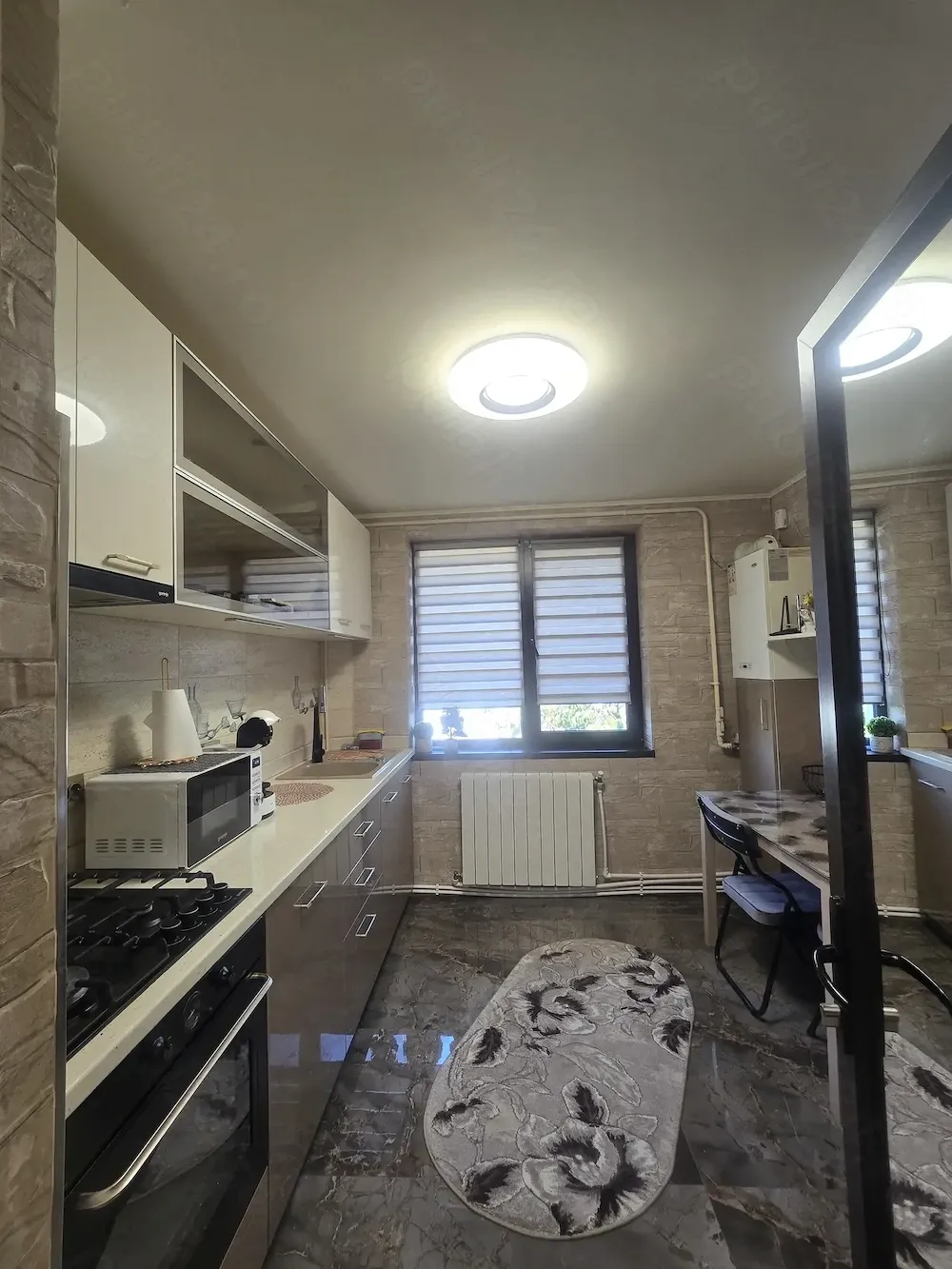 Vand apartament in rate - imagine 1