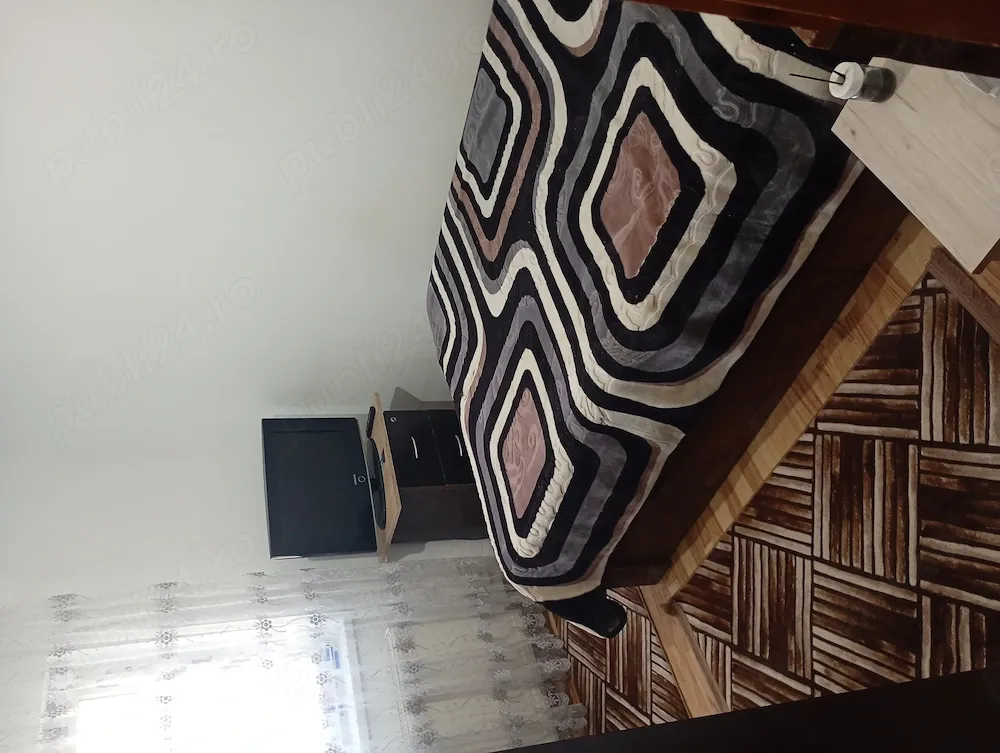 Închiriez apartament 2 camere