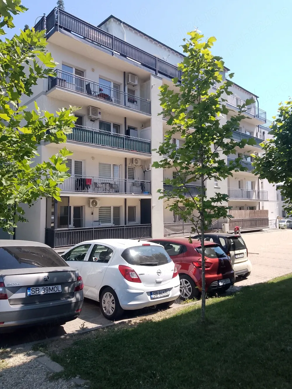 Închiriez garsonieră Turnișor, str Ogorului32 mp utili etaj 2