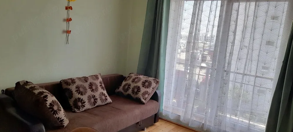 Inchiriez garsoniera in Sibiu zona Turnisor cartier Alma comf 1 decomandata et 2 mobilata si utilata