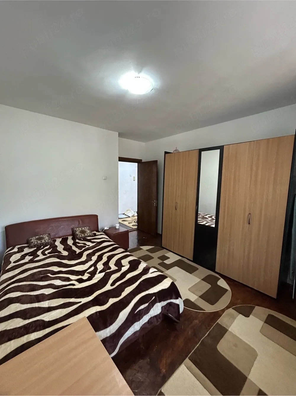 ofer spre inchiriere ap 2 camere central