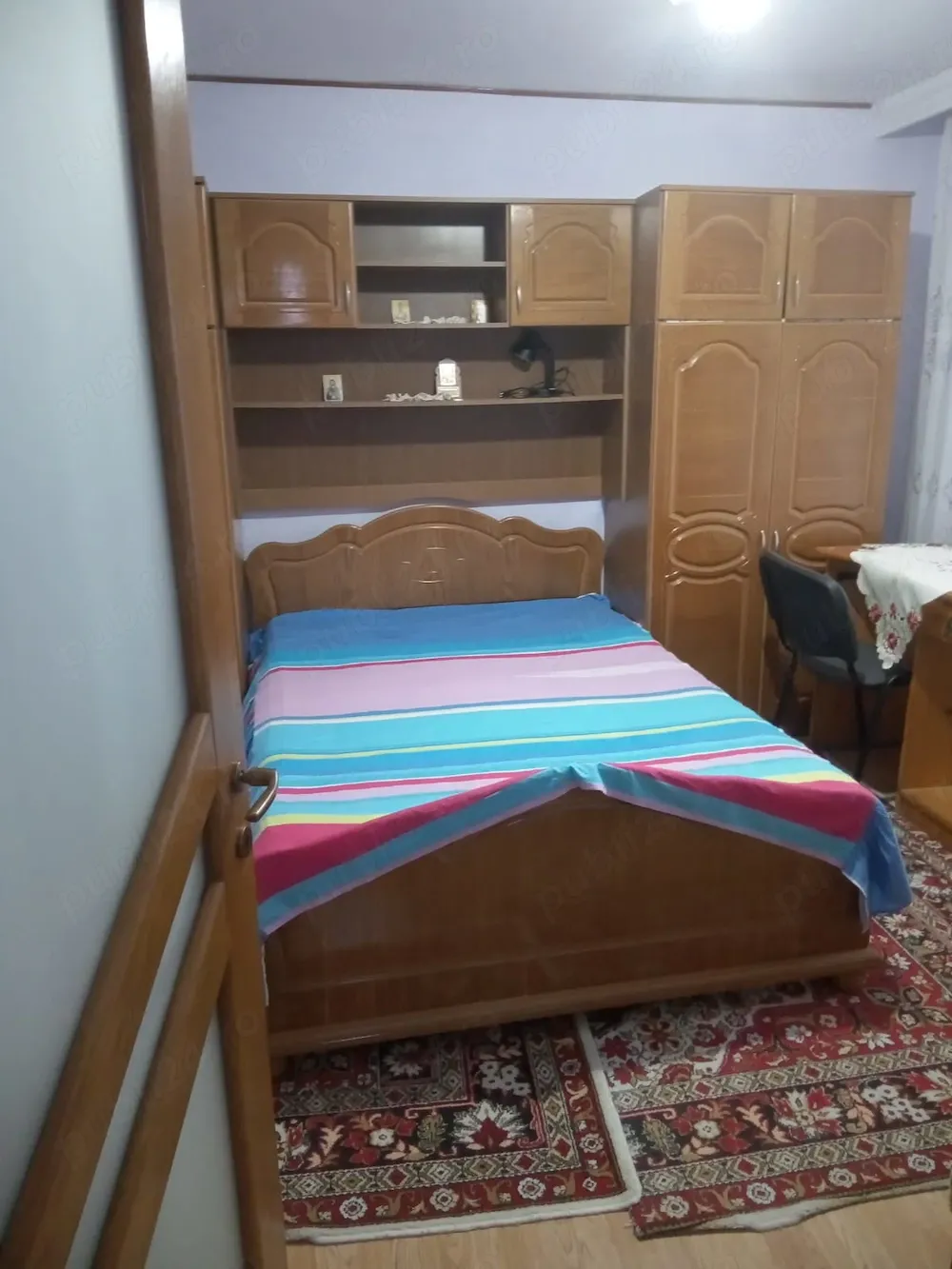 Piatra Neamt - Inchiriez camera din apartament la una sau doua eleve