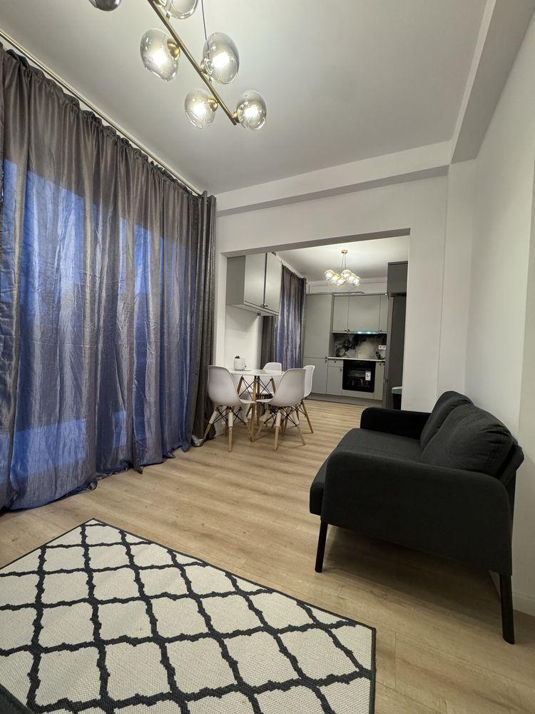 Casa la cheie de vanzare 4 camere,terasa curculabila, parcare, Floresti, Cluj