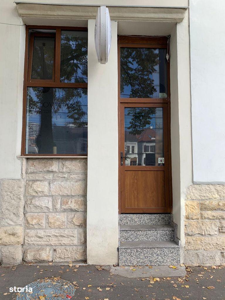 Spatiu comercial, 50 mp, vitrina+ acces direct din strada