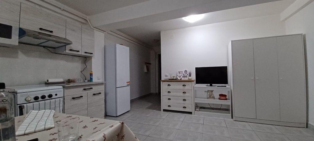 Închiriez apartament apahida