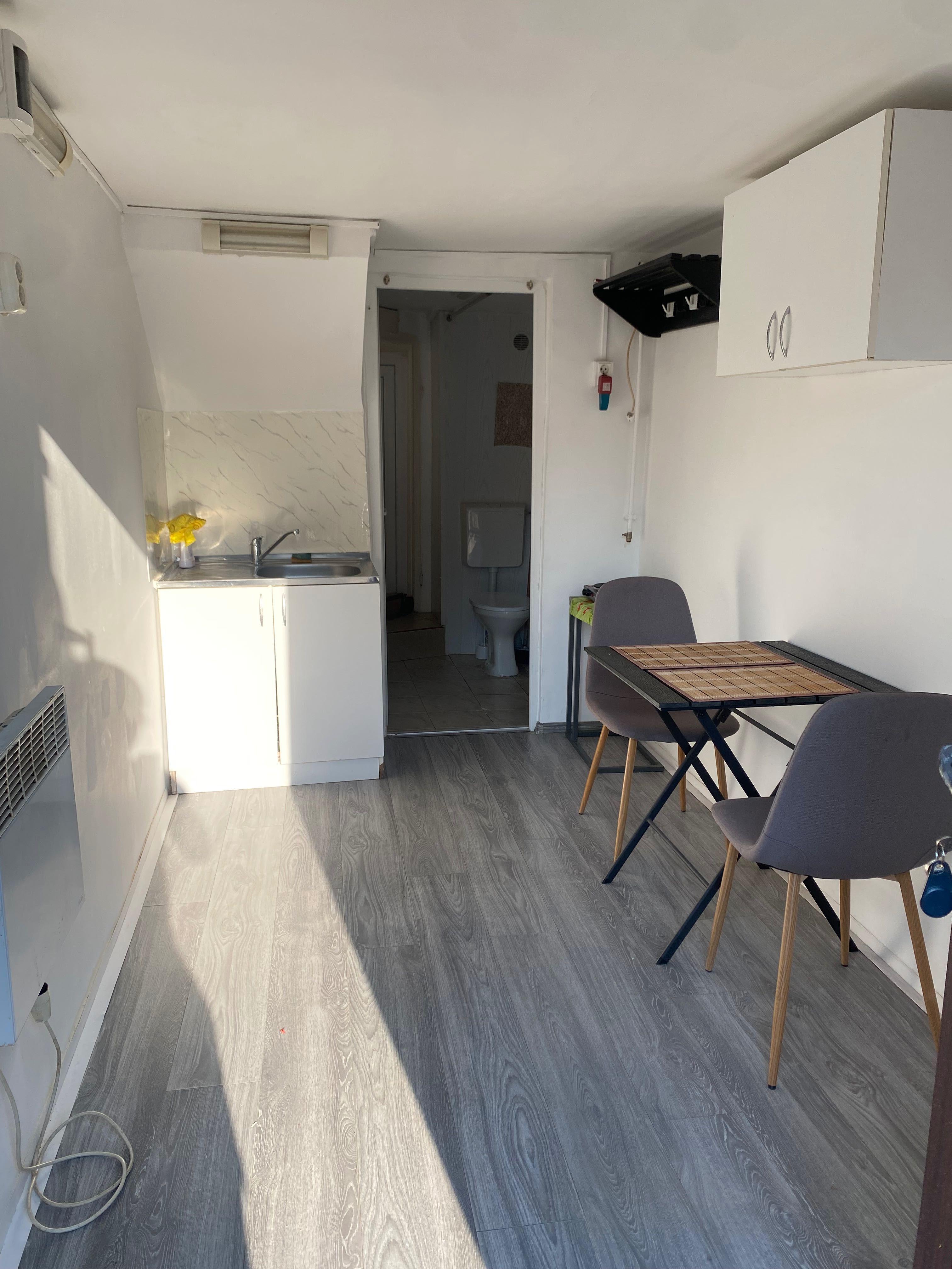 UNTOLD-1900m from the entrance  19 sqm apartment for rent 2026.08.05 - 2026.08.10 - imagine 1