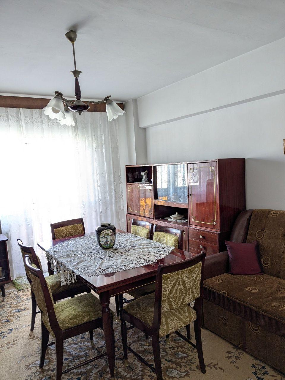 inchiriez ap 4 camere, 80 mp - pentru UNTOLD sau ELECTRIC CASTLE