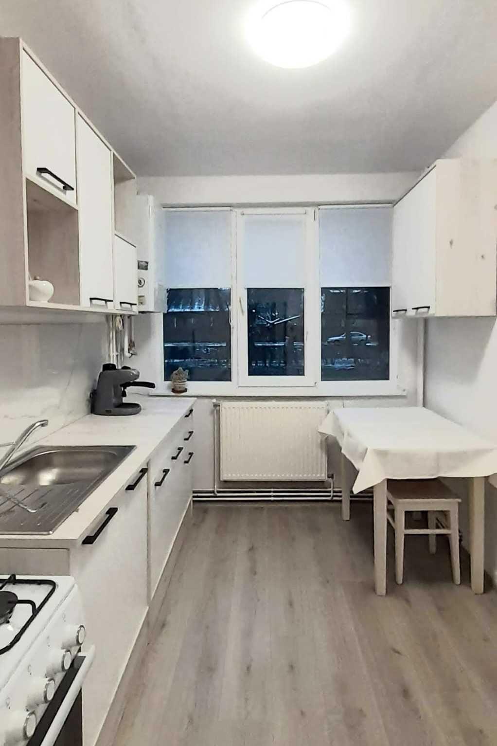 Apartament 3 camere zona Dacia - imagine 1