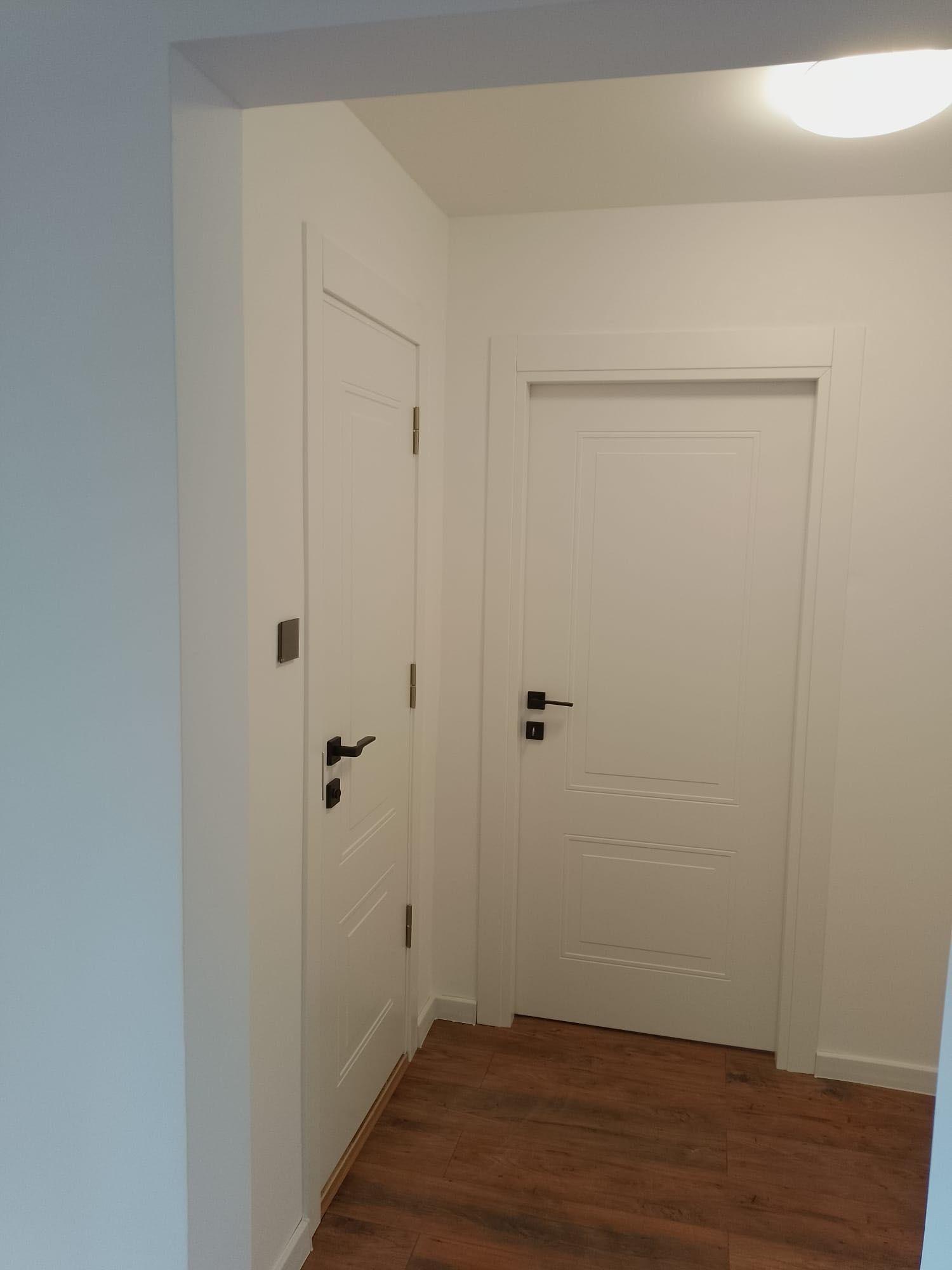 Proprietar, vand apartament 2 camere , zona Astra, strada.Soarelui, Brasov, complet renovat, instalatii sanitare, electrice , tamplarie,travertin.