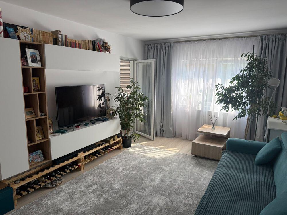 Apartament Decomandat 3 camere Triaj Brasov - imagine 1