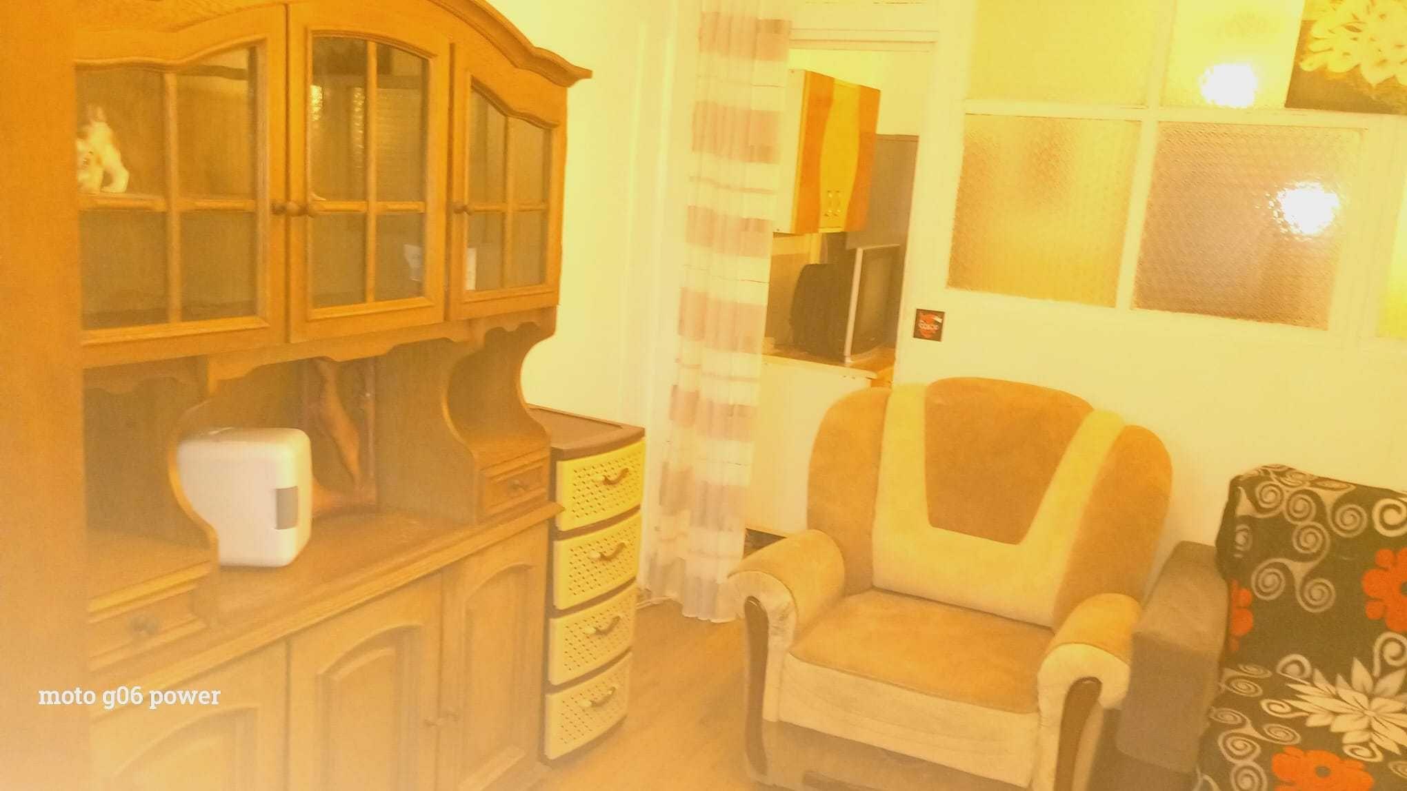 Camera de inchiriat