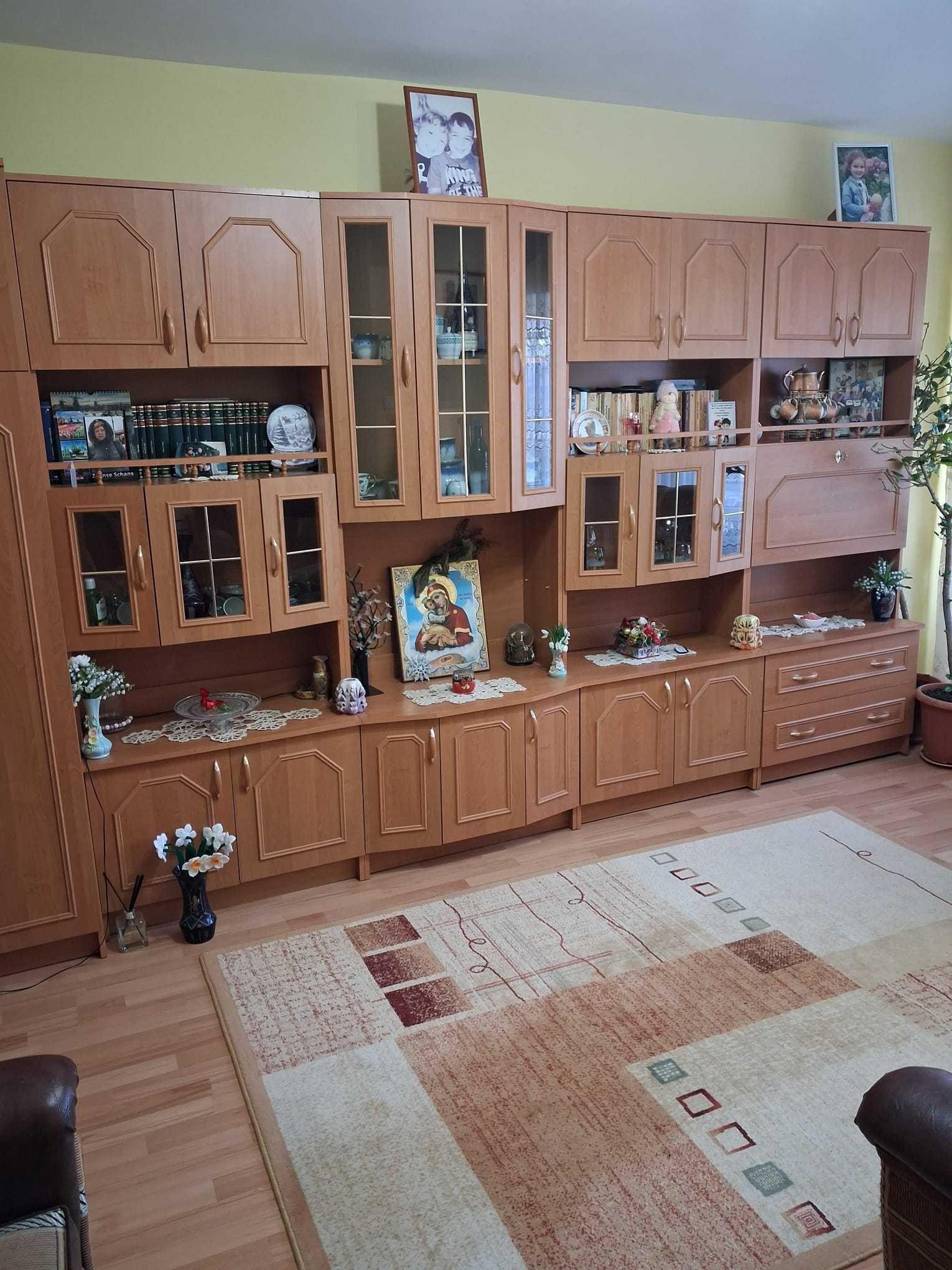 De vânzare – Apartament 3 camere, zona centrală, Slobozia, Ialomita