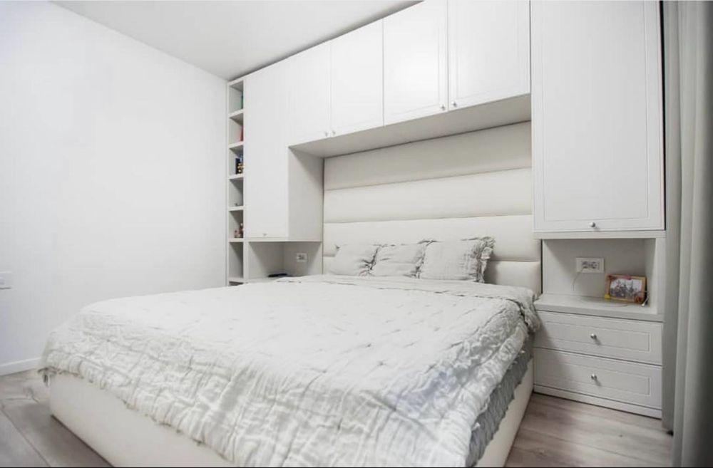 Inchiriez apartament 3 camere zona Tomis II