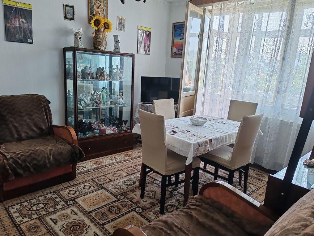 Vând apartament 2 camere - imagine 1