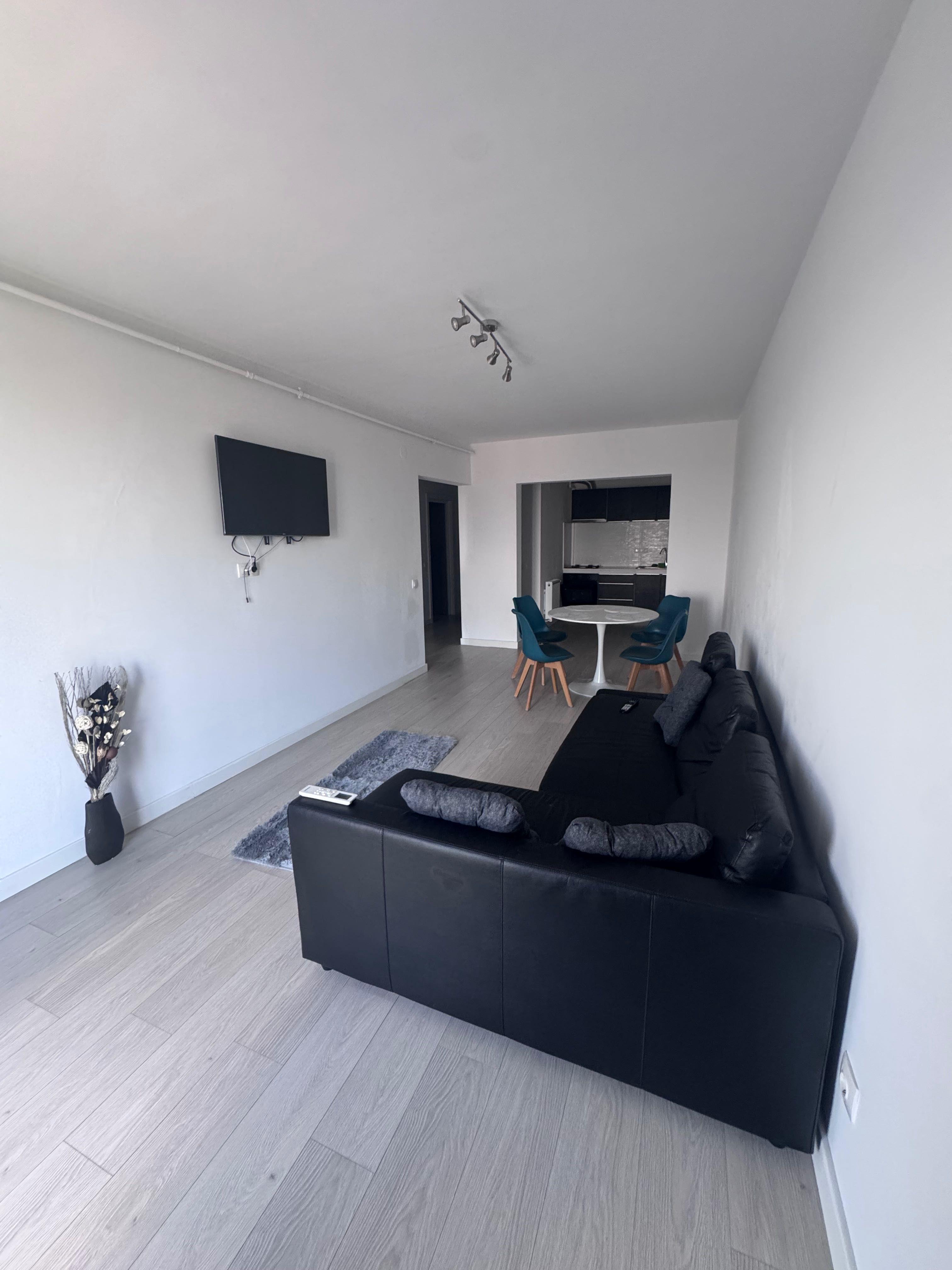 Închiriez apartament în complex white tower - imagine 1