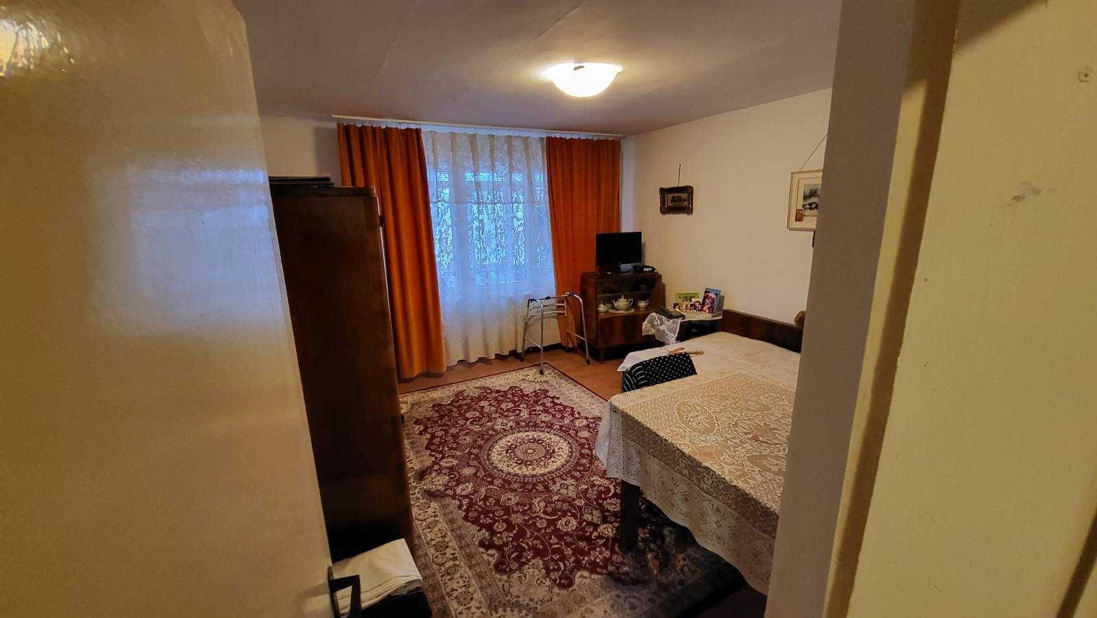 Inchiriere apartament 3 camere Ploiesti zona Nord - imagine 1